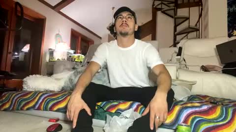 Snapshot of vinsmoke_sanji2020 chatting on 24, 1, 2025 Sanji online show from 24, 1, 2025