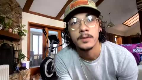 Snapshot of vinsmoke_sanji2020 chatting on 6, 2, 2025 Sanji online show from 6, 2, 2025