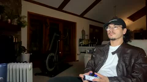 Snapshot of vinsmoke_sanji2020 chatting on 11, 3, 2025 Sanji online show from 11, 3, 2025