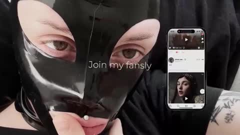 Diva Silvia online show from 10, 11, 2025