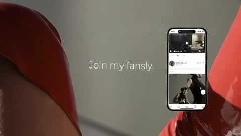 Snapshot of vinylstore chatting on 7, 2, 2026 Diva Silvia online show from 7, 2, 2026