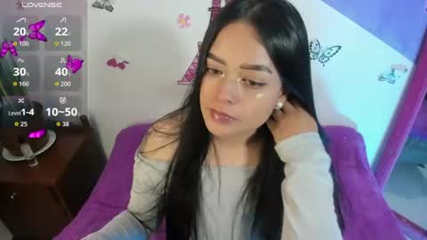 Snapshot of vio_let_ chatting on 12, 6, 2026 Daniela online show from 12, 6, 2026