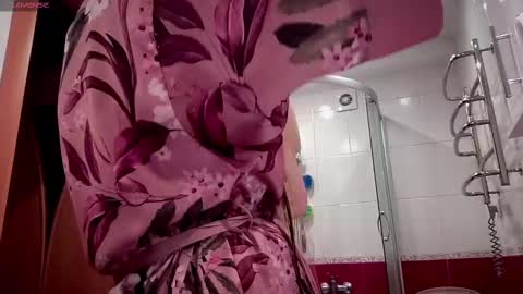 Funny  girl online show from 17, 2, 2025