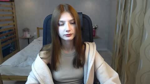 violaberry__ online show from 12, 9, 2025