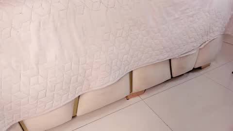 violeet_gray online show from 15, 2, 2025