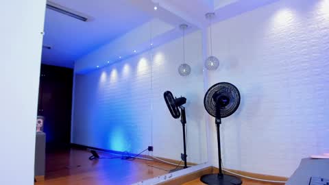 Snapshot of violeet_scott chatting on 21, 1, 2025 Violett Everyday From 0530 to 1430 Col Time online show from 21, 1, 2025