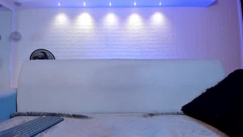 Snapshot of violeet_scott chatting on 7, 2, 2025 Violett Everyday From 0530 to 1430 Col Time online show from 7, 2, 2025