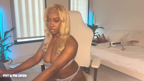 Fantasy Black Girl online show from 27, 1, 2025
