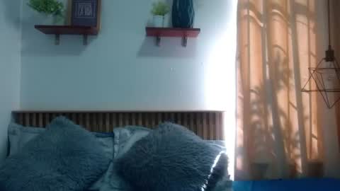 Snapshot of violet_2003 chatting on 28, 7, 2026 V I O L E T online show from 28, 7, 2026