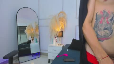 Violet and Paul online show from 17, 10, 2025