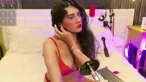Snapshot of violet_bdsm chatting on 4, 6, 2026 Violet online show from 4, 6, 2026