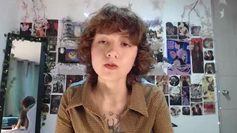 Violet online show from 15, 2, 2025