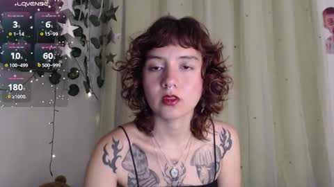 Snapshot of violet_bluee chatting on 3, 5, 2026 Violet online show from 3, 5, 2026