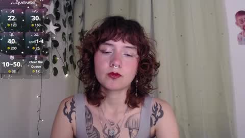Snapshot of violet_bluee chatting on 31, 5, 2026 Violet online show from 31, 5, 2026