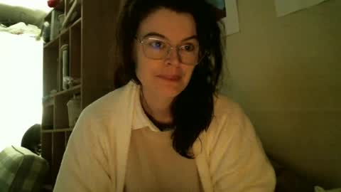 Snapshot of violet_ether chatting on 17, 6, 2026 Violet Ether online show from 17, 6, 2026