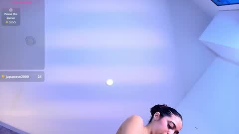 violet_giraldo online show from 21, 11, 2025