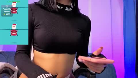 Snapshot of violet_jhonson chatting on 24, 11, 2025 violet_jhonson online show from 24, 11, 2025