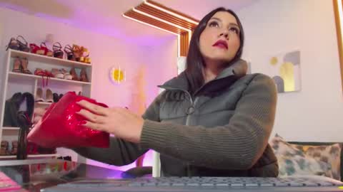 Violet Lii online show from 4, 2, 2026