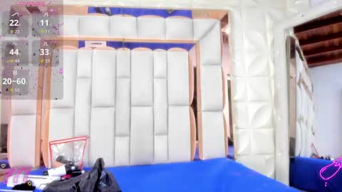 violet_milleer online show from 12, 4, 2026