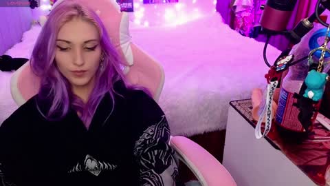 Snapshot of violet_noir_ chatting on 30, 1, 2025 Deya online show from 30, 1, 2025