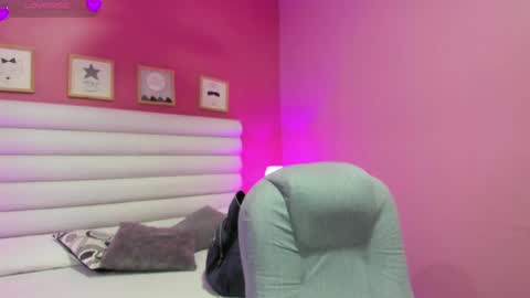 violet_sinclair online show from 4, 5, 2026