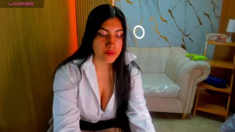 Violet online show from 31, 5, 2026