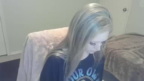 violet_winter97 online show from 19, 12, 2024