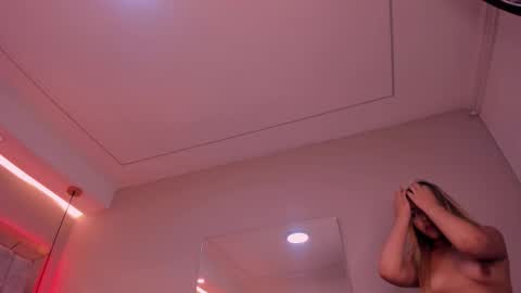 Violeta  online show from 14, 9, 2025