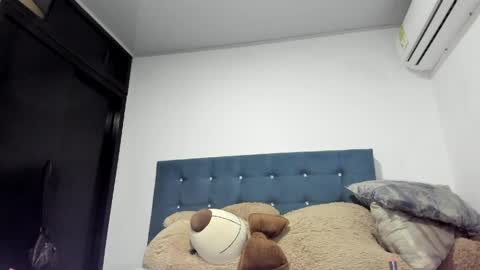 violeta_bigboobs_25_ online show from 7, 4, 2026