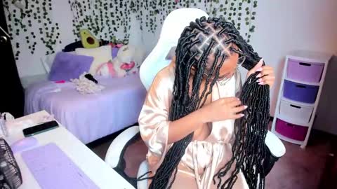 Violeta online show from 10, 12, 2024