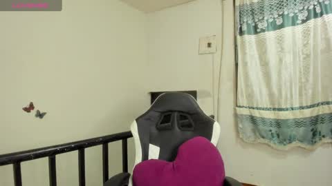 Jimena online show from 23, 2, 2025