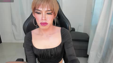 Violet online show from 19, 12, 2024