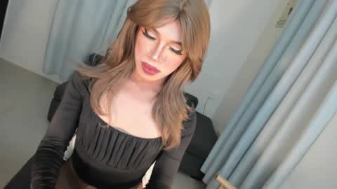 Violet online show from 8, 1, 2025