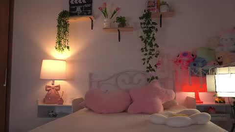 violeth___ online show from 8, 7, 2026