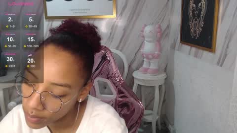 violeth_b online show from 10, 1, 2025