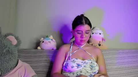 Snapshot of violett2006 chatting on 20, 2, 2026 violeta online show from 20, 2, 2026