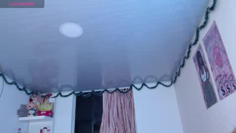 violett_brown9 online show from 15, 3, 2026