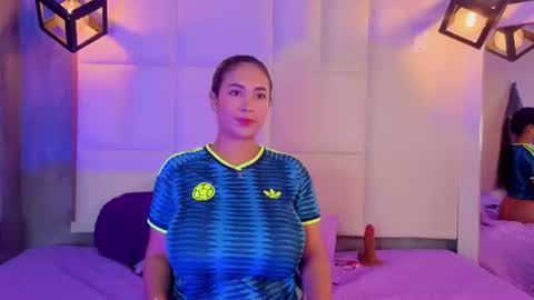 Snapshot of violetta_rose_ chatting on 4, 7, 2026 violetta online show from 4, 7, 2026