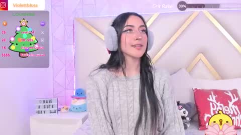 Snapshot of violettbloss chatting on 12, 12, 2024 Violeta online show from 12, 12, 2024