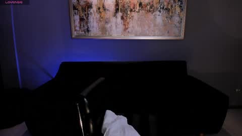 Violett Castel online show from 28, 3, 2026