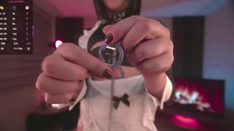 Snapshot of violette_clerk1 chatting on 3, 11, 2025 JULIE UWU online show from 3, 11, 2025