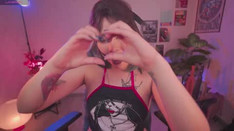 JULIE UWU online show from 1, 3, 2026