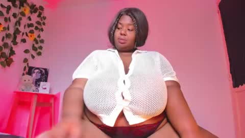 Snapshot of violette_plus chatting on 25, 4, 2026 Call me valeria online show from 25, 4, 2026
