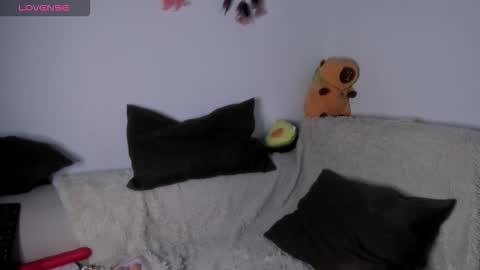 Violette  online show from 20, 10, 2025