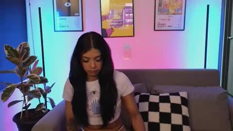 Violet online show from 30, 3, 2026