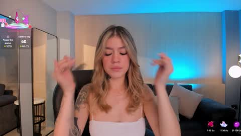 Violett  online show from 8, 11, 2025