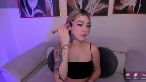 Violett  online show from 26, 5, 2026