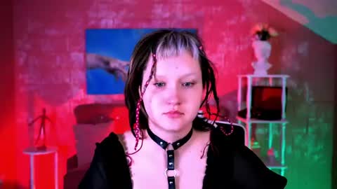 Snapshot of violettwoods chatting on 14, 7, 2026 Violett online show from 14, 7, 2026