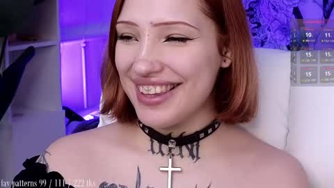 Snapshot of violetvio1ator chatting on 15, 5, 2026 Dommy mommy online show from 15, 5, 2026