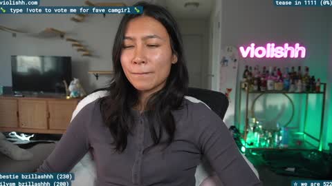 follow me on twitter violishh and ig violishh  online show from 13, 1, 2025